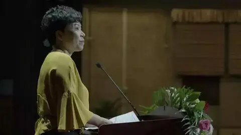 邓亚萍寄语清华学子：不要让名校毕业，成为你一生最大的成就