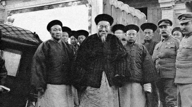 1896年，73岁的李鸿章到访德国，为何突然仰天长叹？