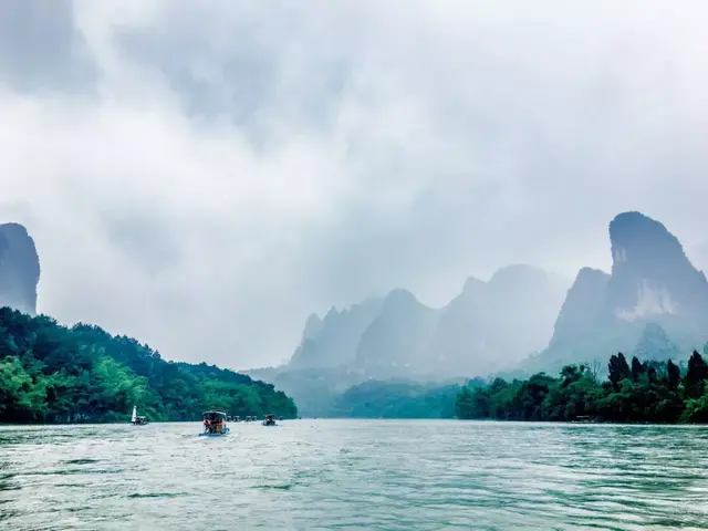 冯唐经典语录：我不要天上的星星，我要尘世的幸福